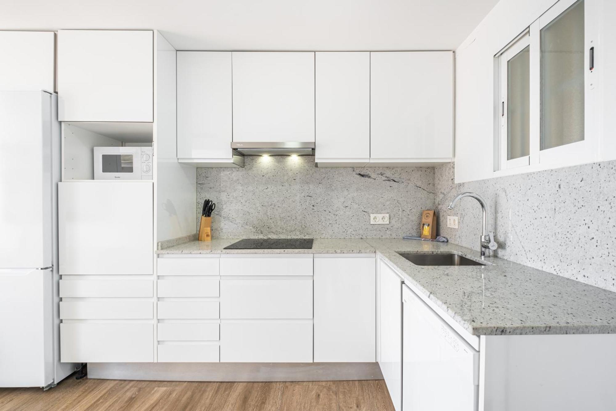 Niza 12-a Levante Appartement *